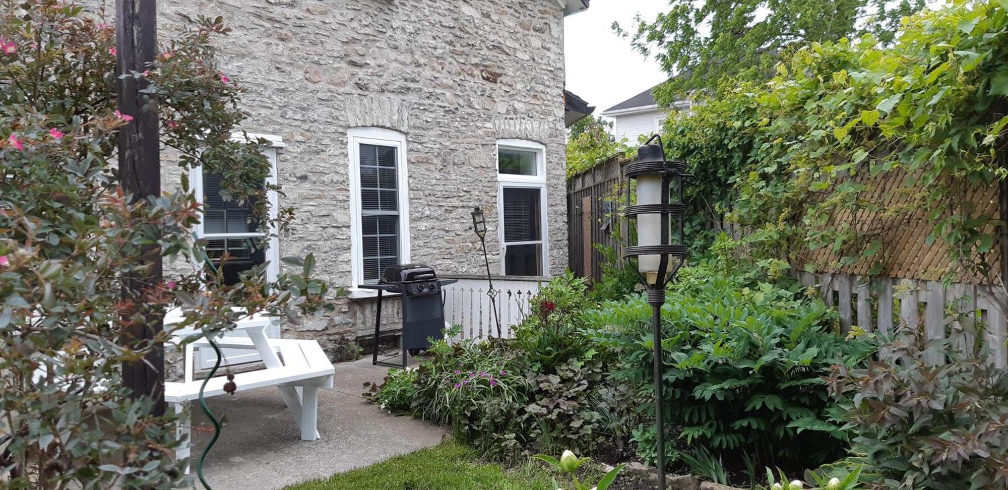 Stone Carriage House Villa Picton Bagian luar foto